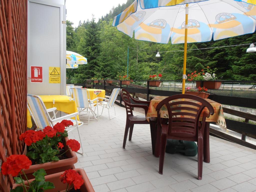 Campodolcino Camping Exterior photo